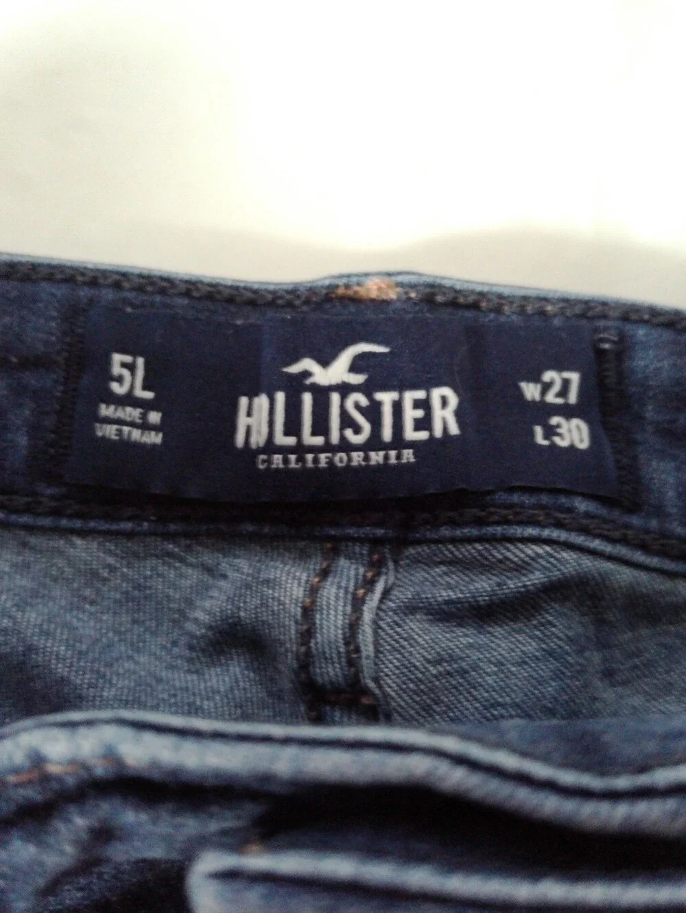 Hollister slim fit